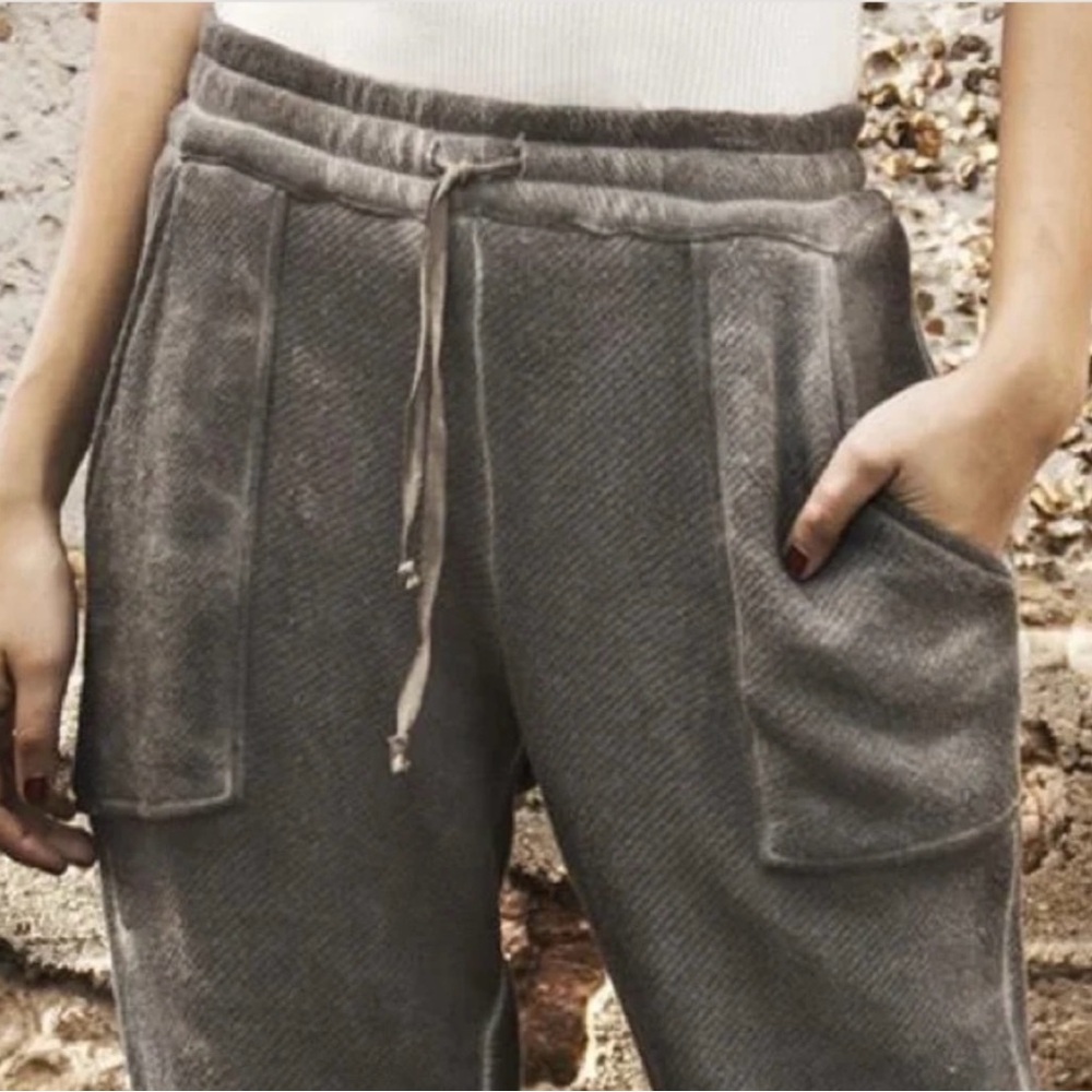 House of Harlow 1960 Velour Joggers‎ Ladies Size M